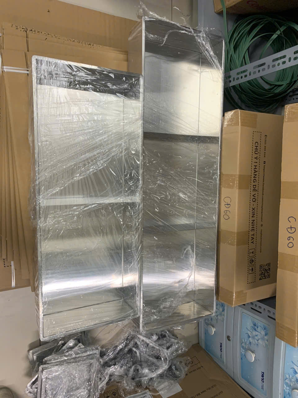 Hộc âm tường inox 304